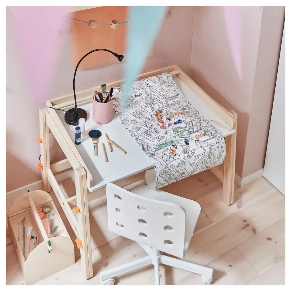 flisat-childrens-desk-adjustable__0711211_ph155157_s5.webp